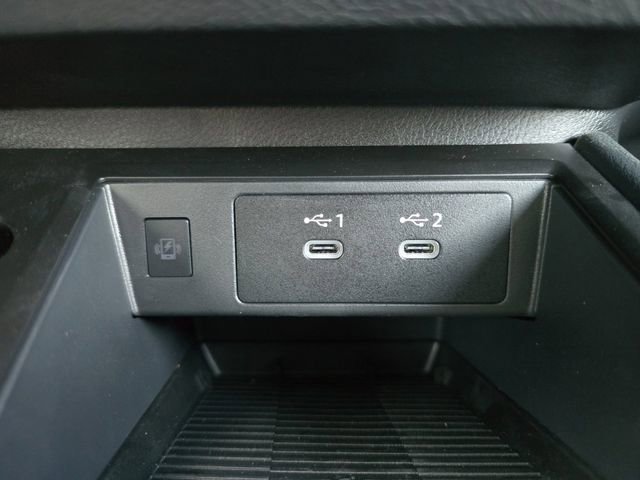 New 2026 Nissan Kicks SV image 6