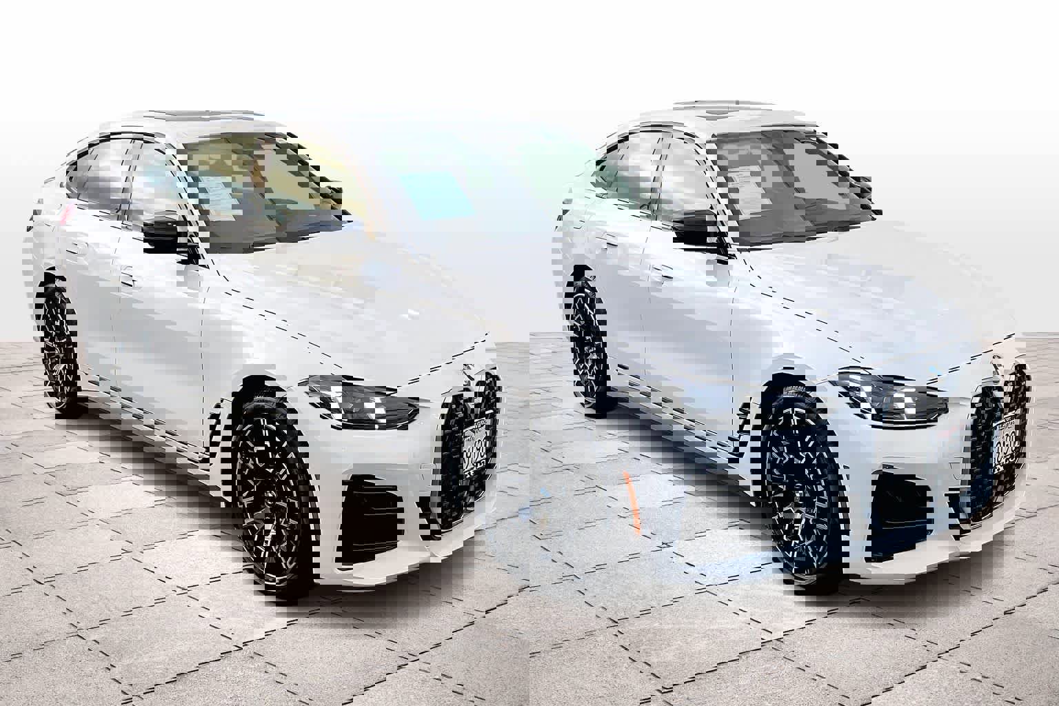 Used 2025 BMW 430i xDrive w/ M Sport Package image 2