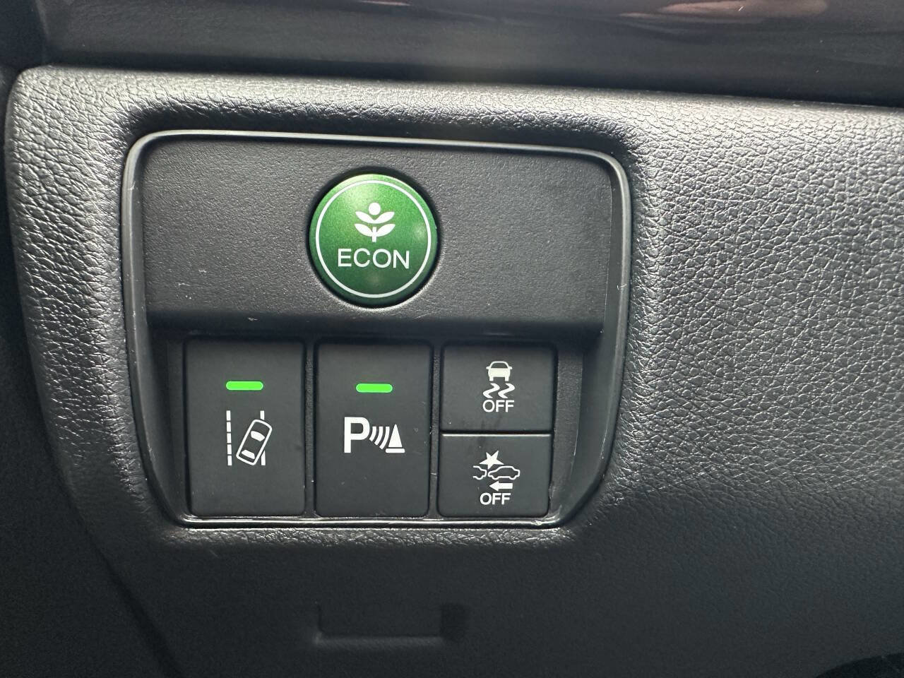 Used 2017 Honda Accord Touring image 34