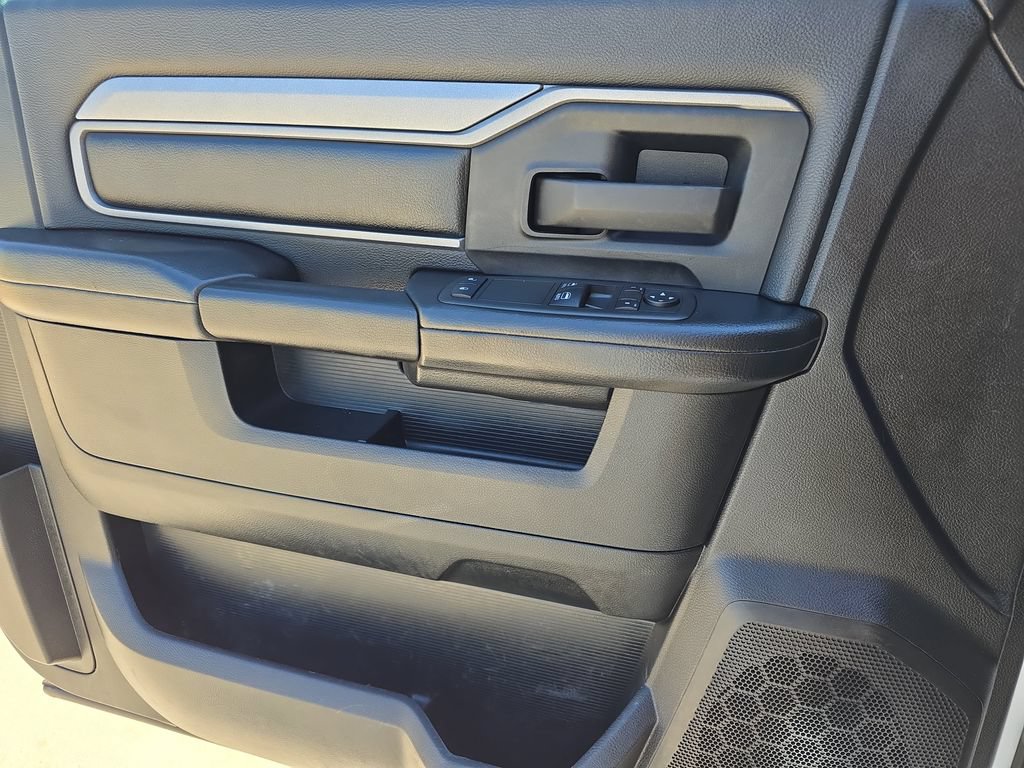 Used 2022 RAM 3500 Tradesman AWD/4WD image 25