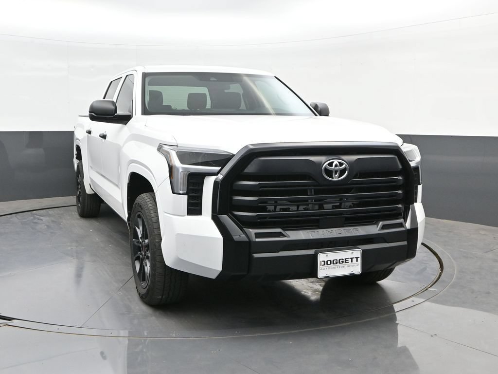 Used 2024 Toyota Tundra SR w/ SR Tow Package AWD/4WD image 20