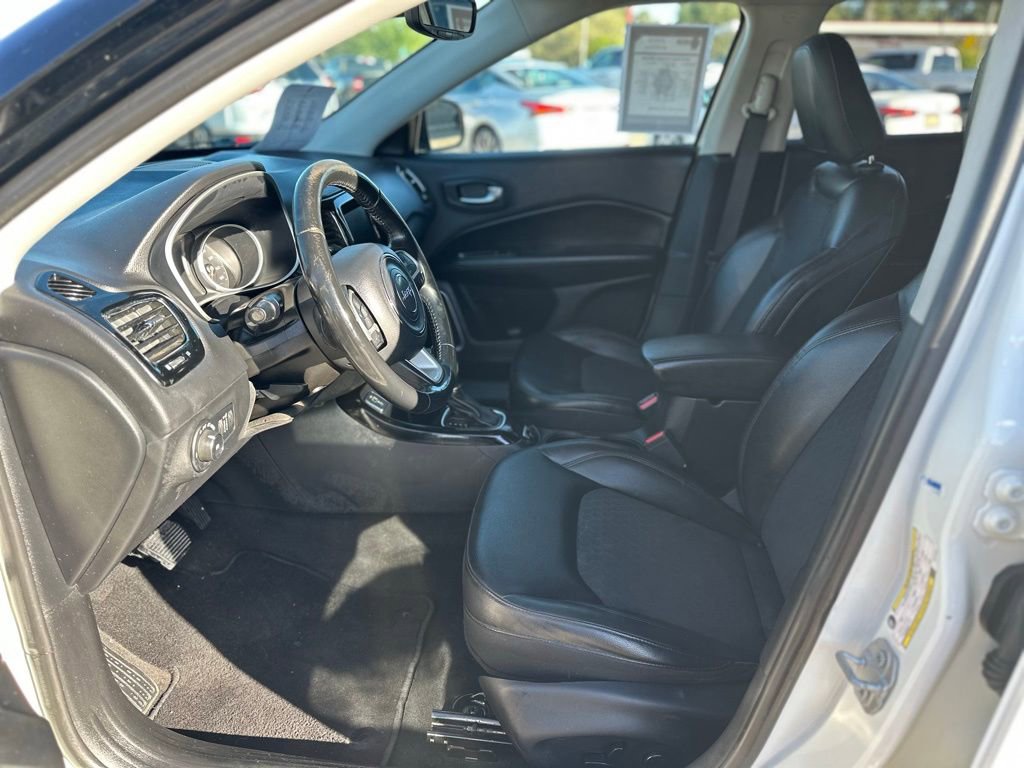 Used 2018 Jeep Compass Altitude w/ Popular Equipment Group image 19