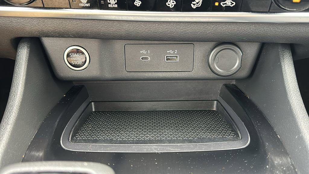 Used 2023 Nissan Rogue SV image 26