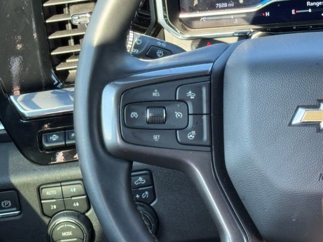 Used 2024 Chevrolet Silverado 2500 High Country w/ Technology Package image 32