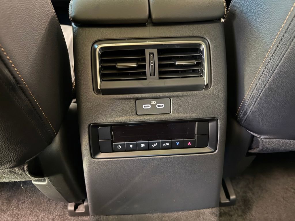 New 2025 MAZDA CX-90 Plug-In Hybrid w/ Preferred image 30