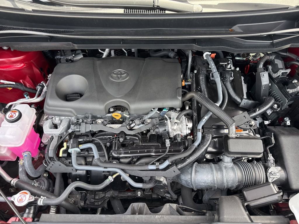 Used 2025 Toyota Sienna LE FWD image 35