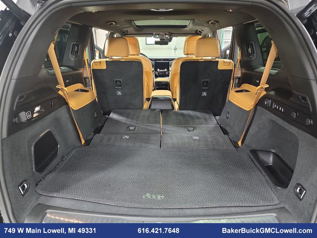 Used 2022 Jeep Grand Cherokee L Summit w/ Advanced Protech Group IV image 14