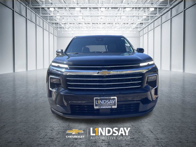 Certified 2026 Chevrolet Traverse LT w/ Driver Confidence Package FWD image 3