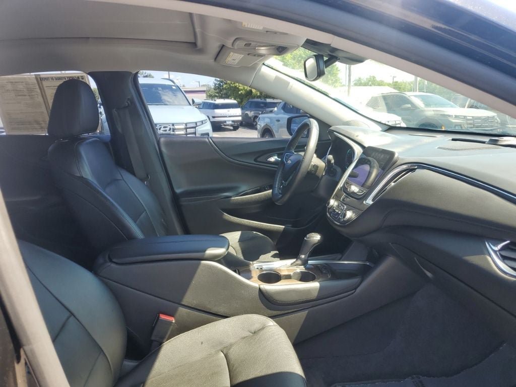 Used 2016 Chevrolet Malibu Premier w/ Driver Confidence Package FWD image 41