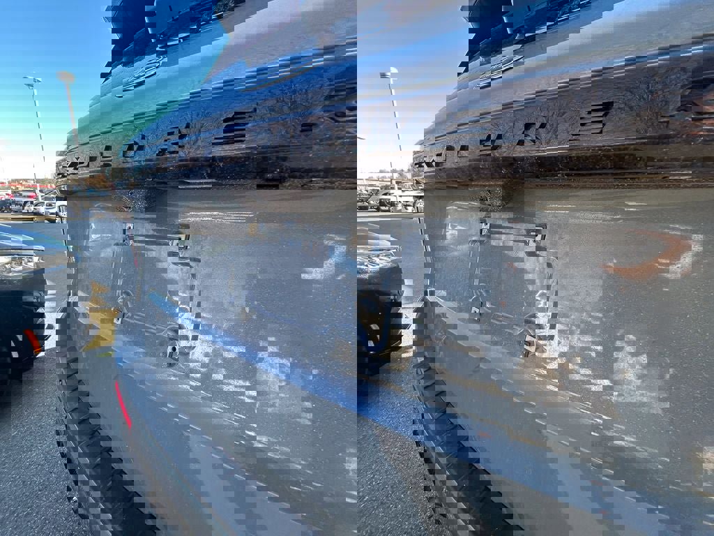 Used 2025 Ford Explorer ST-Line image 8