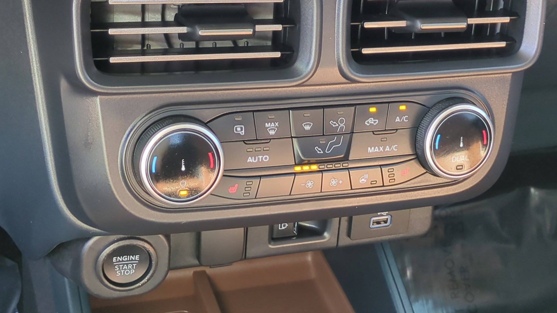 Used 2022 Ford Maverick Lariat w/ Lariat Luxury Package FWD image 26