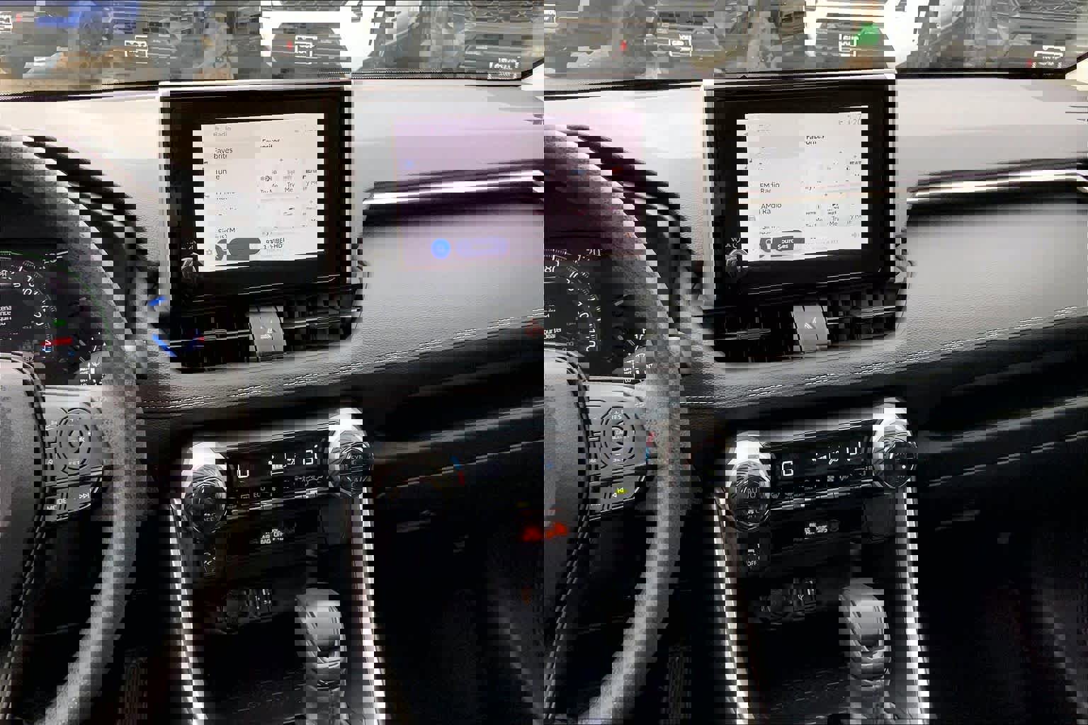 Used 2024 Toyota RAV4 XLE image 6