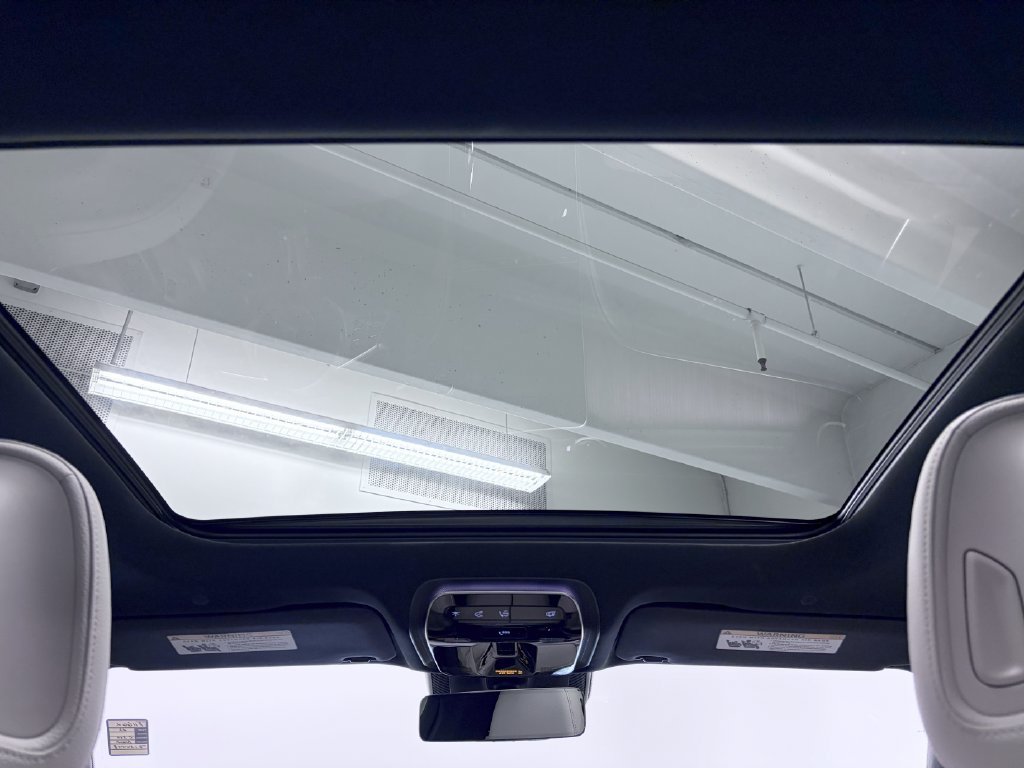 Certified 2023 Mercedes-Benz C 300 4MATIC Sedan image 24