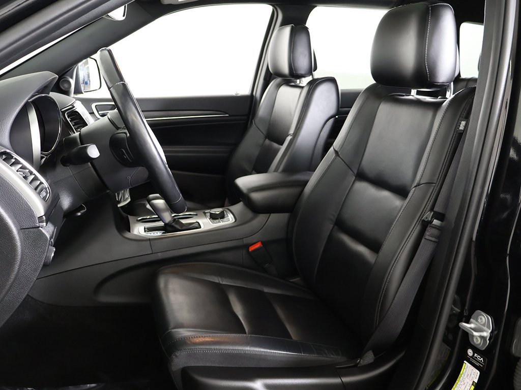 Used 2022 Jeep Grand Cherokee Limited image 31