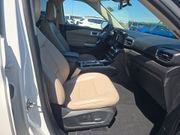 Used 2023 Ford Explorer Limited w/ Equipment Group 301A AWD/4WD image 11