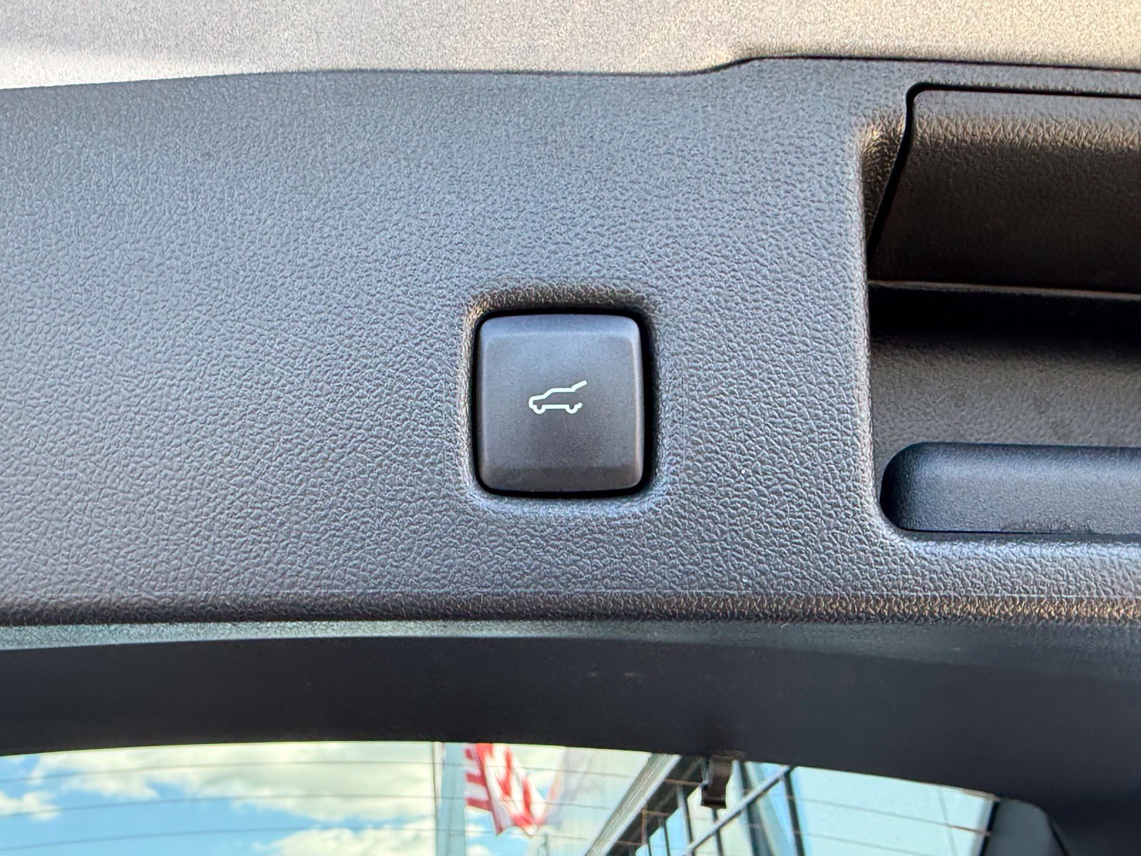 Used 2024 Ford Escape ST-Line w/ Tech Pack #1 AWD/4WD image 34