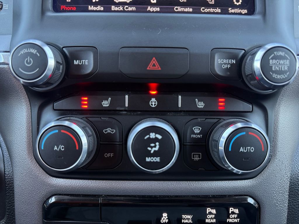 Used 2019 RAM 1500 Big Horn AWD/4WD image 29