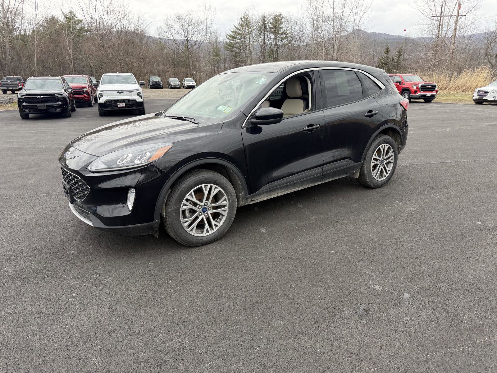 Used 2022 Ford Escape SEL AWD/4WD image 3