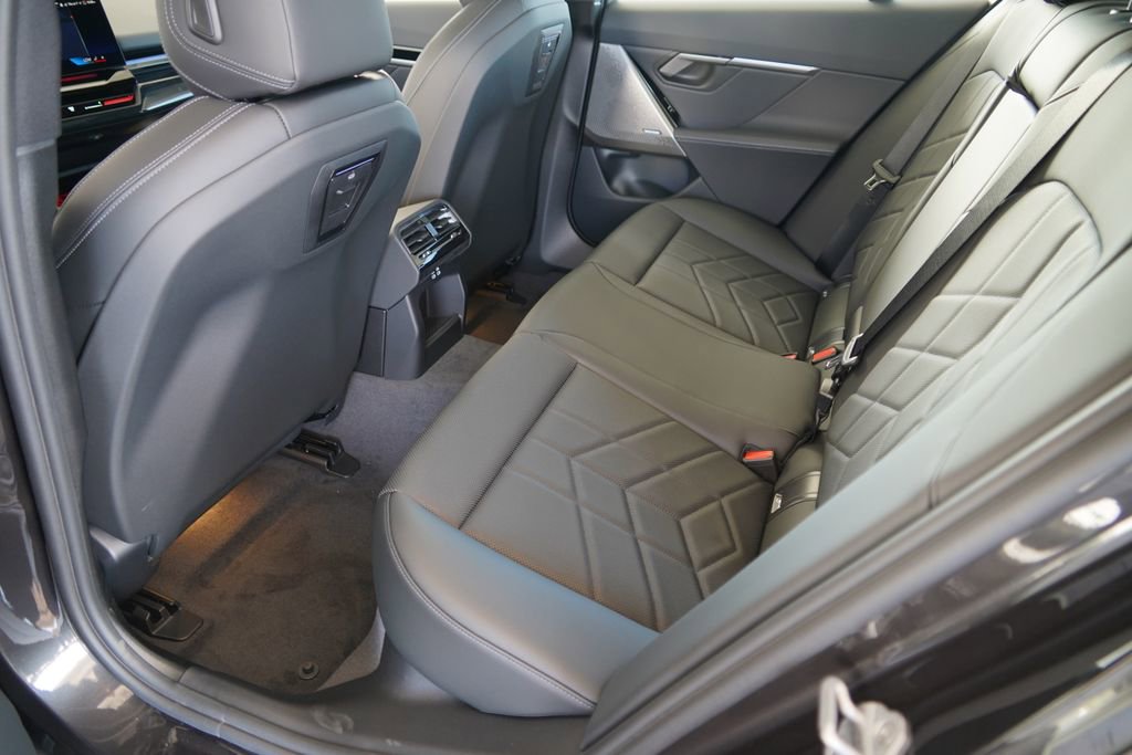 New 2026 BMW 530i image 19