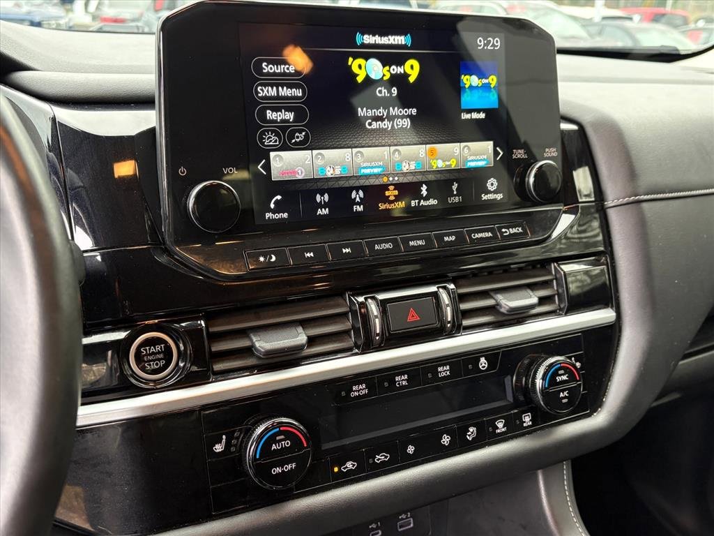 Certified 2024 Nissan Pathfinder SL image 12