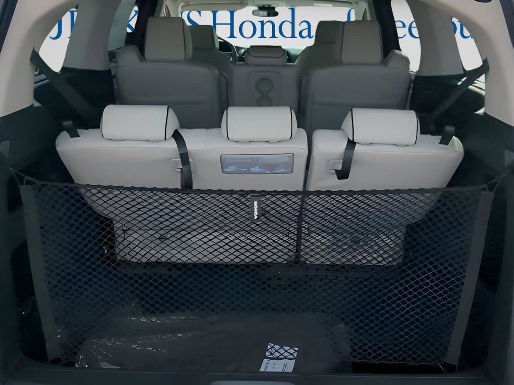New 2026 Honda Odyssey Touring image 13