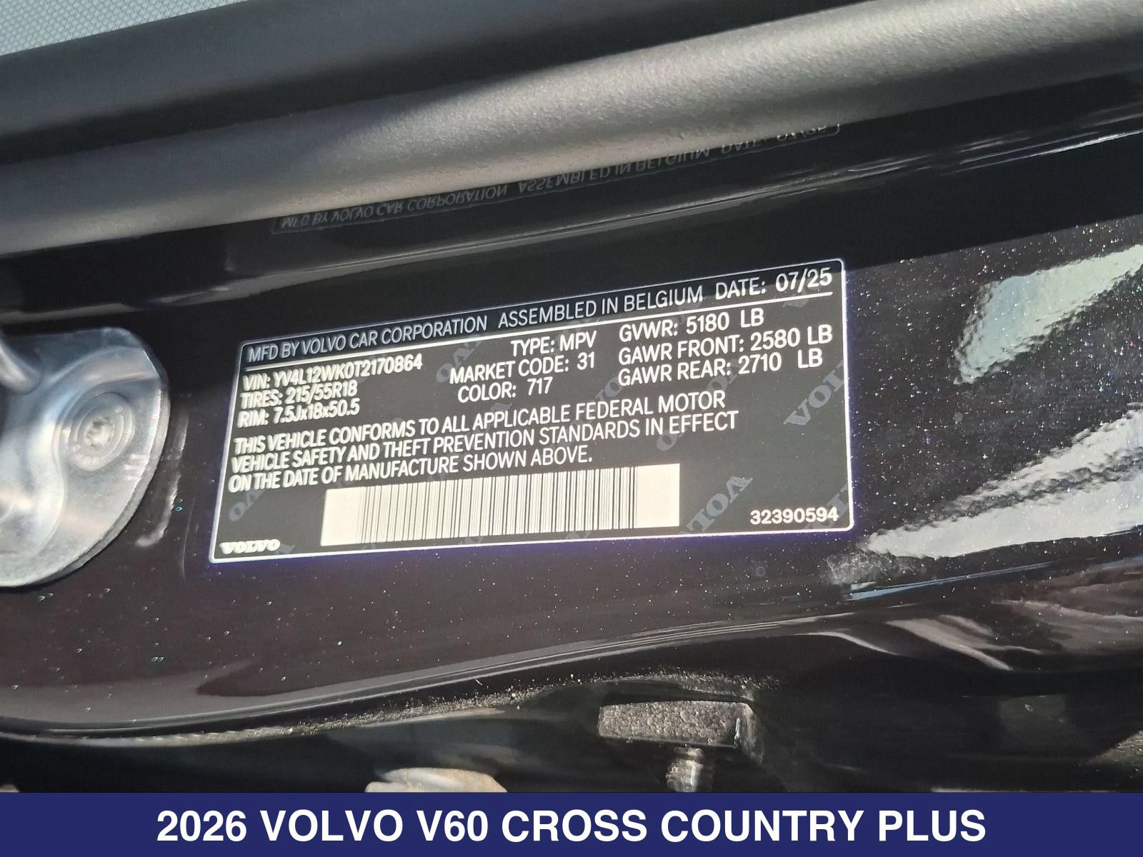 New 2026 Volvo V60 B5 Cross Country Plus w/ Climate Package AWD/4WD image 26