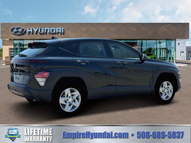 New 2026 Hyundai Kona SE image 8