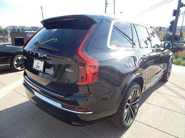 New 2026 Volvo XC90 B6 Plus w/ Protection Package Premier AWD/4WD image 6