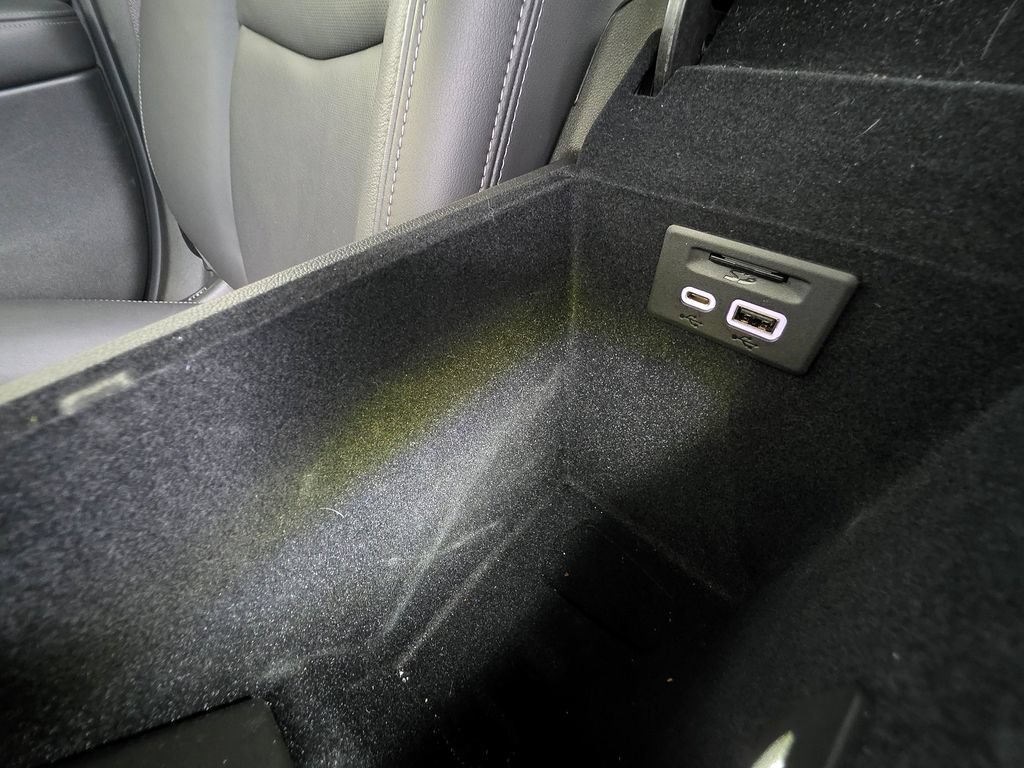 Used 2025 Cadillac XT6 Sport w/ LPO, Floor Liner Package AWD/4WD image 47