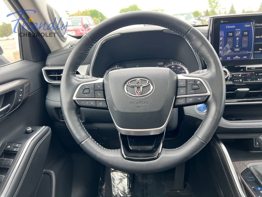 Used 2022 Toyota Highlander Platinum AWD/4WD image 20