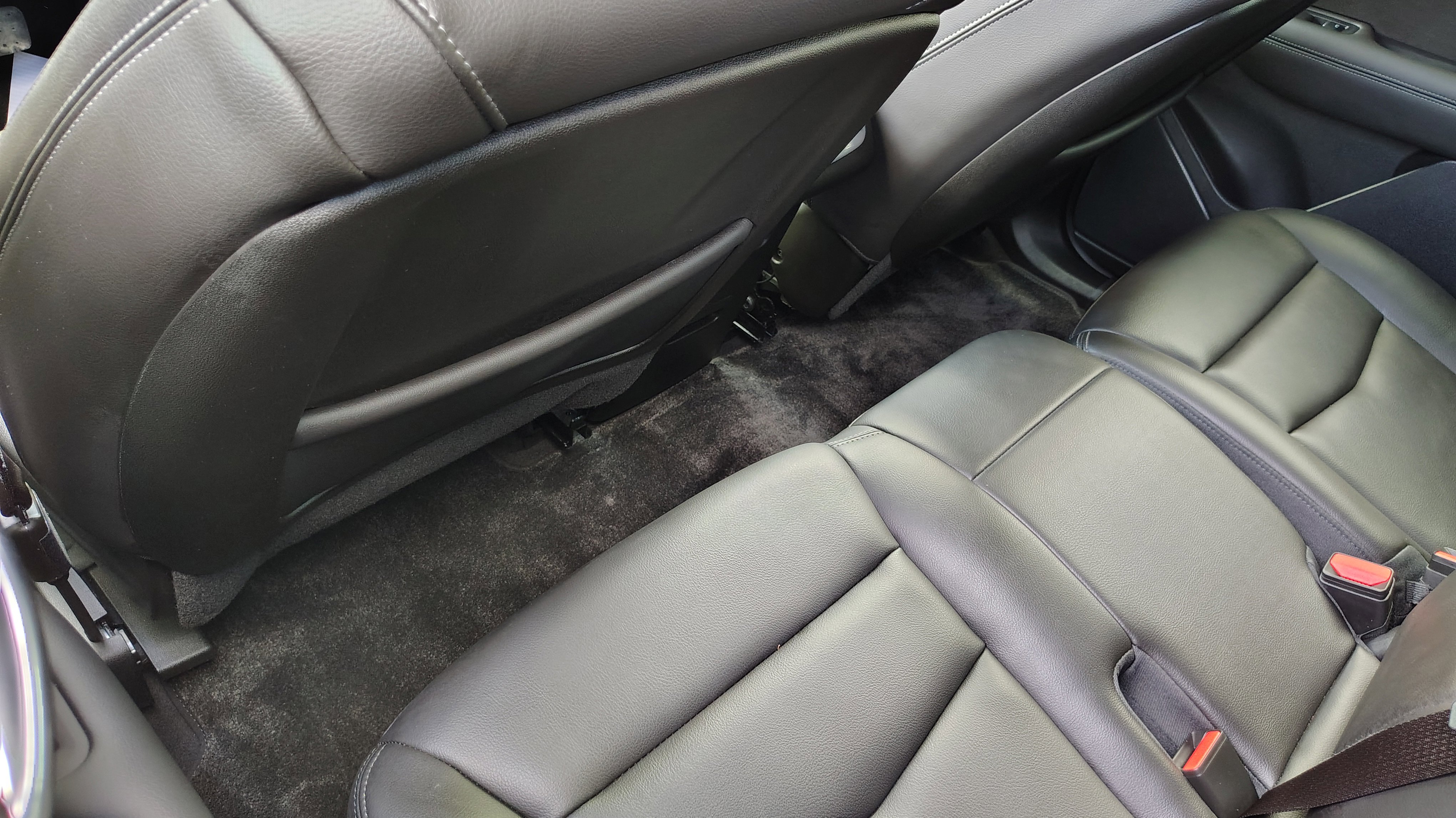 New 2025 Cadillac XT6 Luxury w/ LPO, Premium Carpet Package image 28