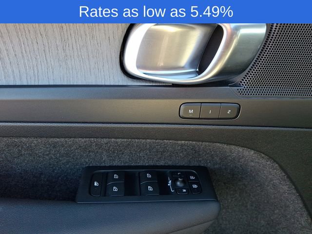 Certified 2023 Volvo XC40 B5 Plus w/ Driver Assist Package image 15