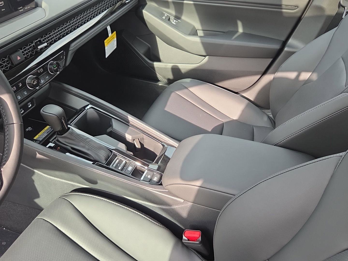New 2025 Honda Accord EX-L image 18