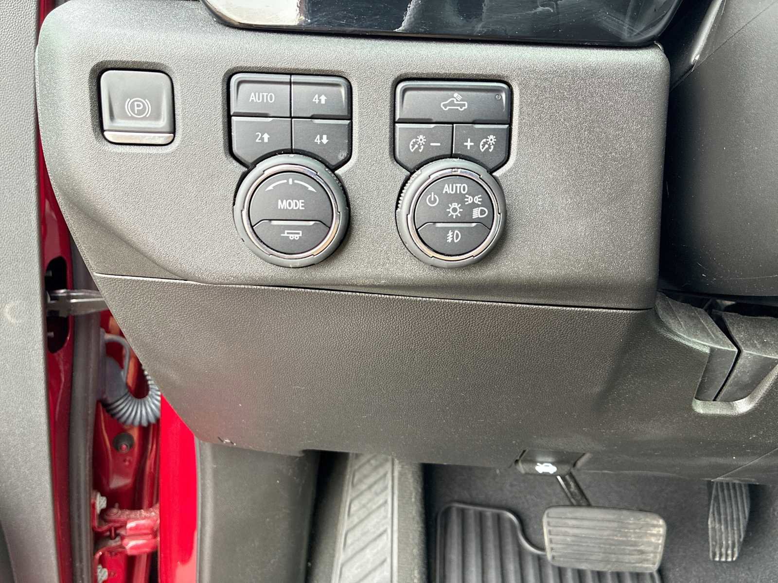 Certified 2023 Chevrolet Silverado 1500 RST w/ Z71 Off-Road Package image 18