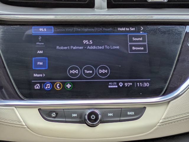 Used 2023 Buick Encore GX Preferred w/ Cold Weather Comfort Package FWD image 18