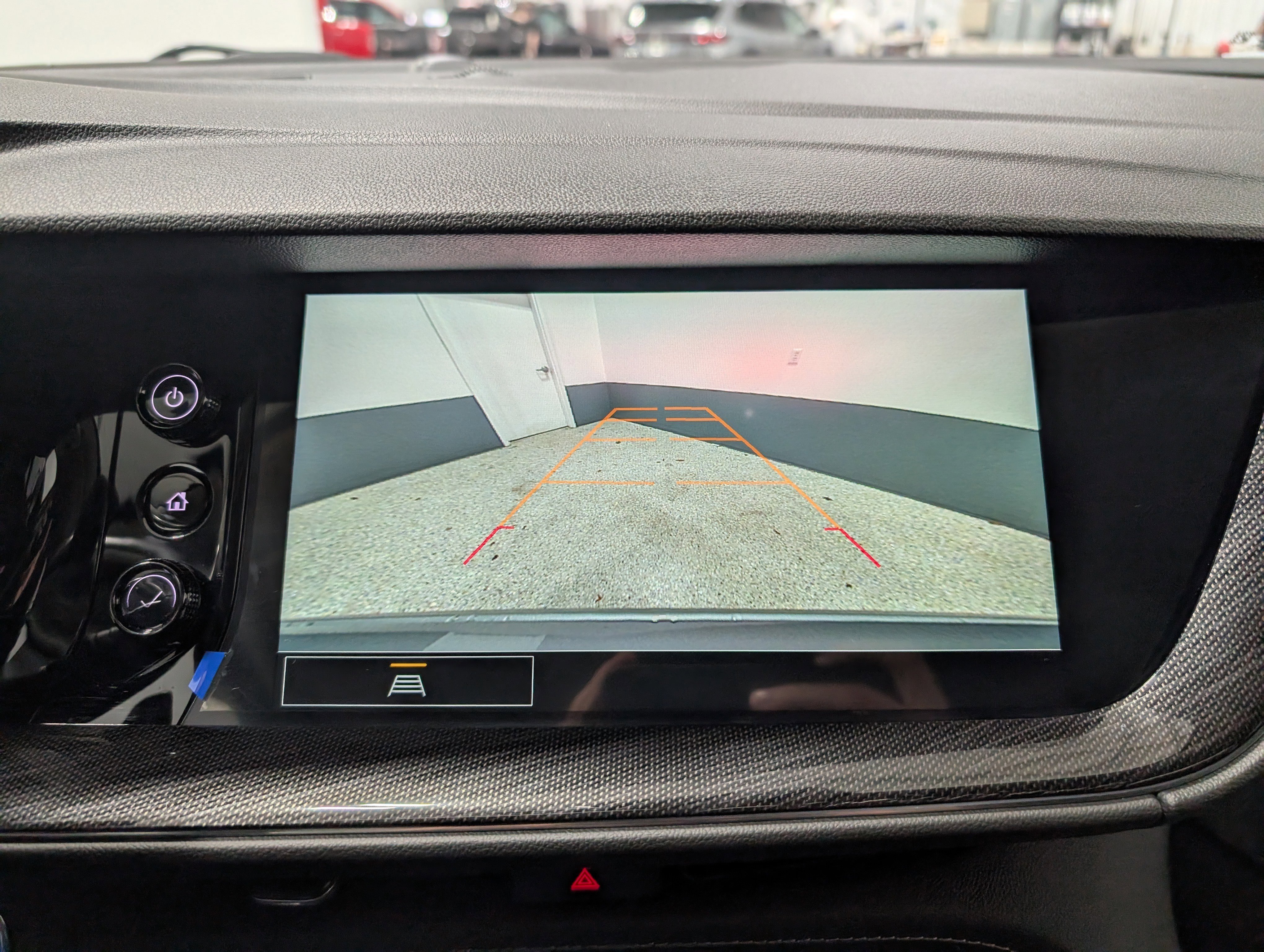 Used 2023 Buick Envision Preferred image 27