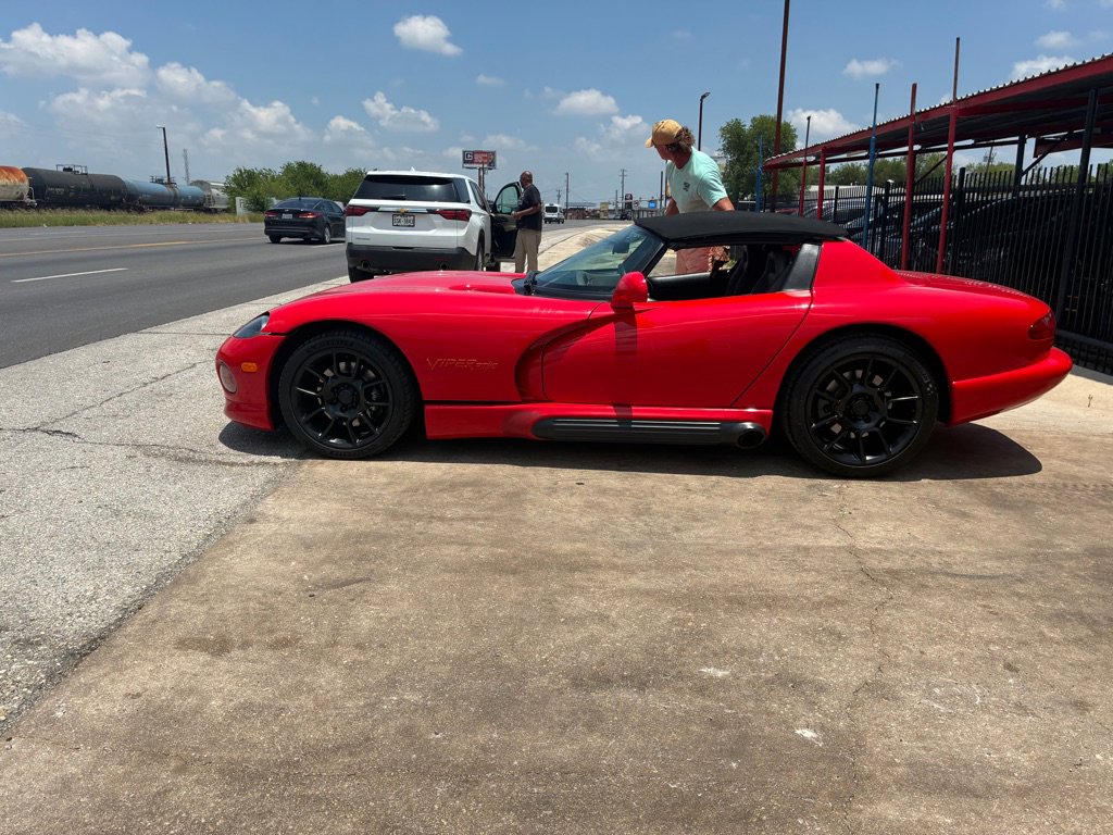 Used 1995 Dodge Viper RT/10 RWD image 13