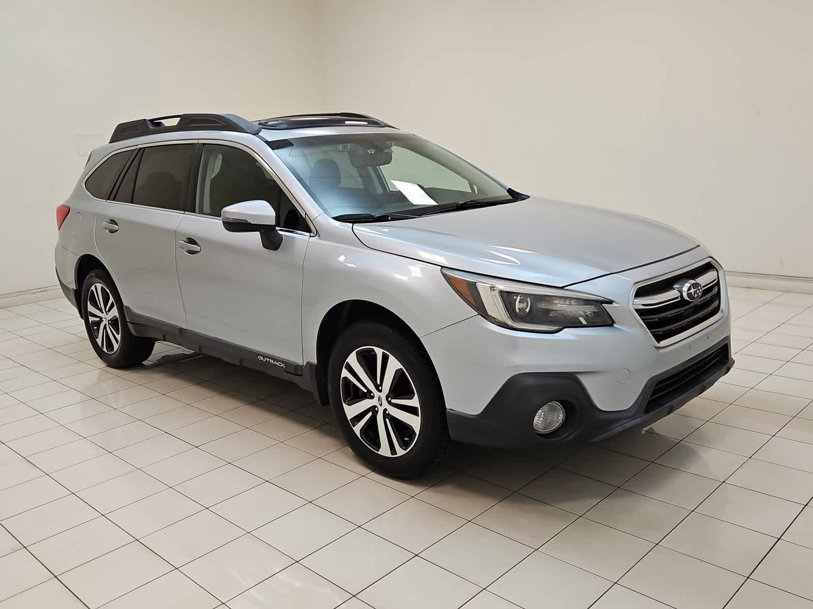 Used 2018 Subaru Outback 2.5i Limited AWD/4WD image 28