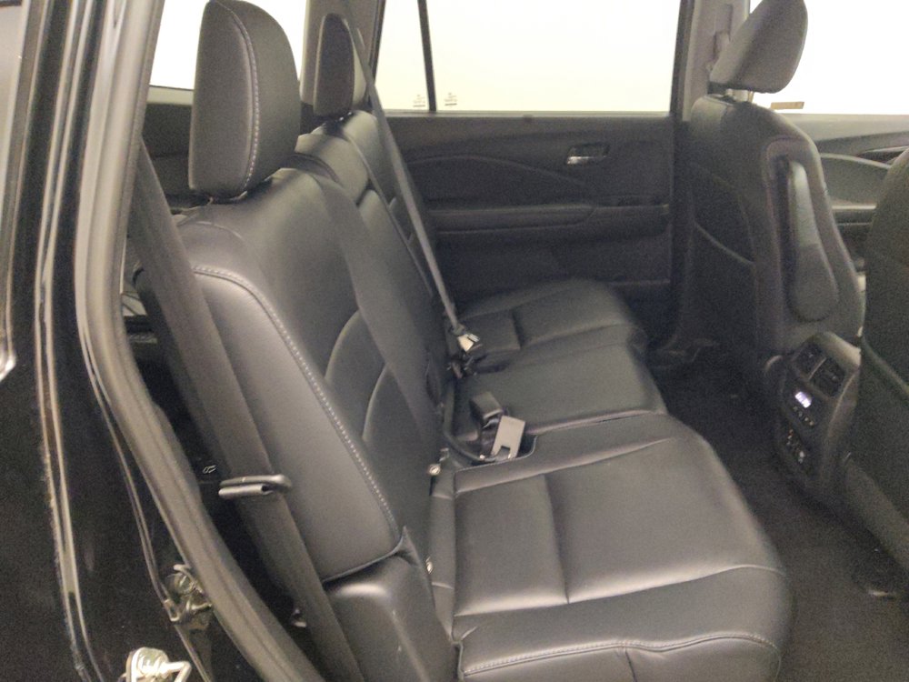 Used 2017 Honda Pilot Touring image 19