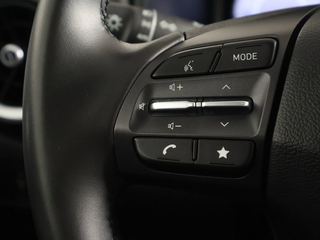 Used 2023 Hyundai Kona Limited w/ Cargo Package image 40