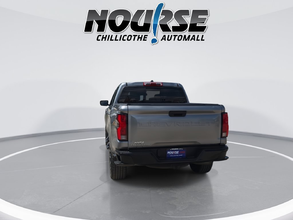 Used 2023 Chevrolet Colorado Z71 AWD/4WD image 7