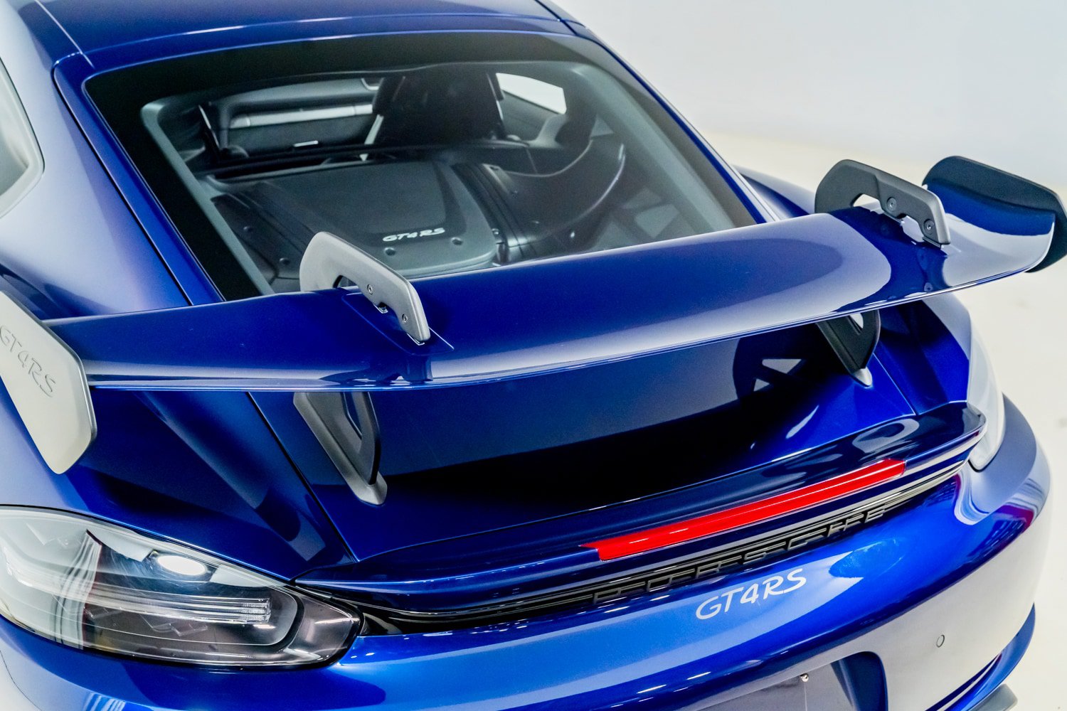 Used 2024 Porsche 718 Cayman GT4 RS RWD image 46