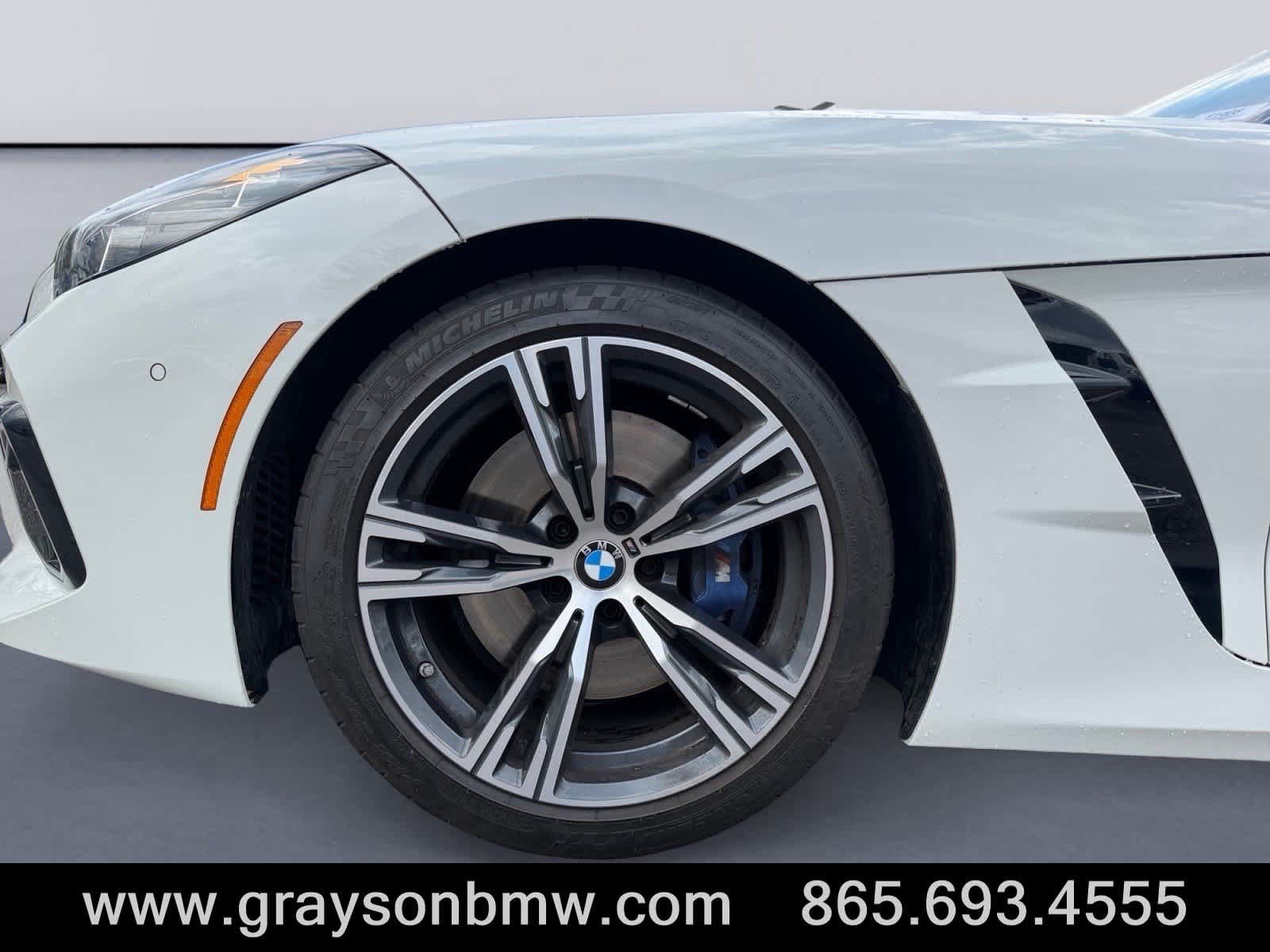 Used 2026 BMW Z4 M40i RWD image 9