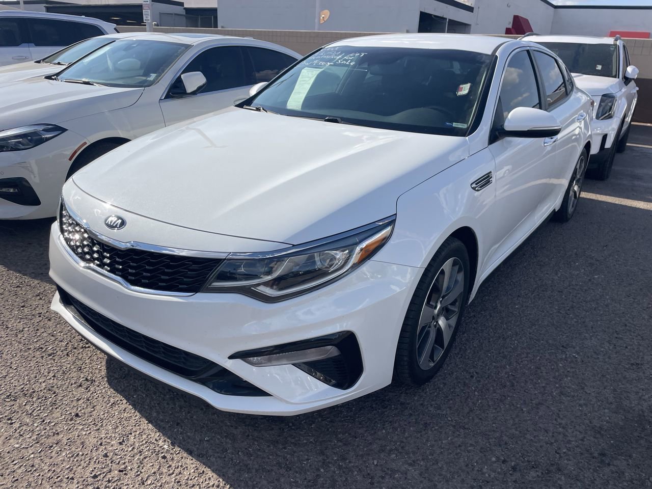 Used 2020 Kia Optima S FWD image 4