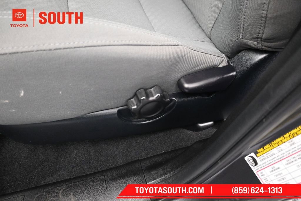 Used 2023 Toyota Tacoma SR AWD/4WD image 21