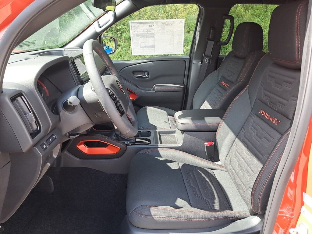New 2025 Nissan Frontier PRO-4X image 10