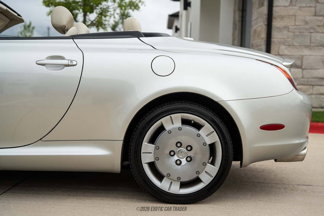 Used 2003 Lexus SC 430 Convertible RWD image 5