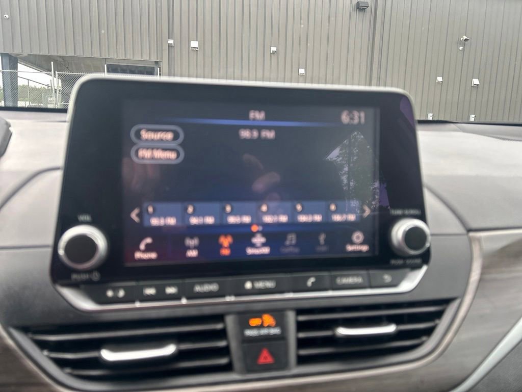 Certified 2025 Nissan Altima 2.5 SV FWD image 12