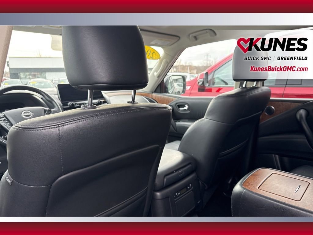Used 2024 Nissan Armada SL w/ Captain's Chairs Package image 29