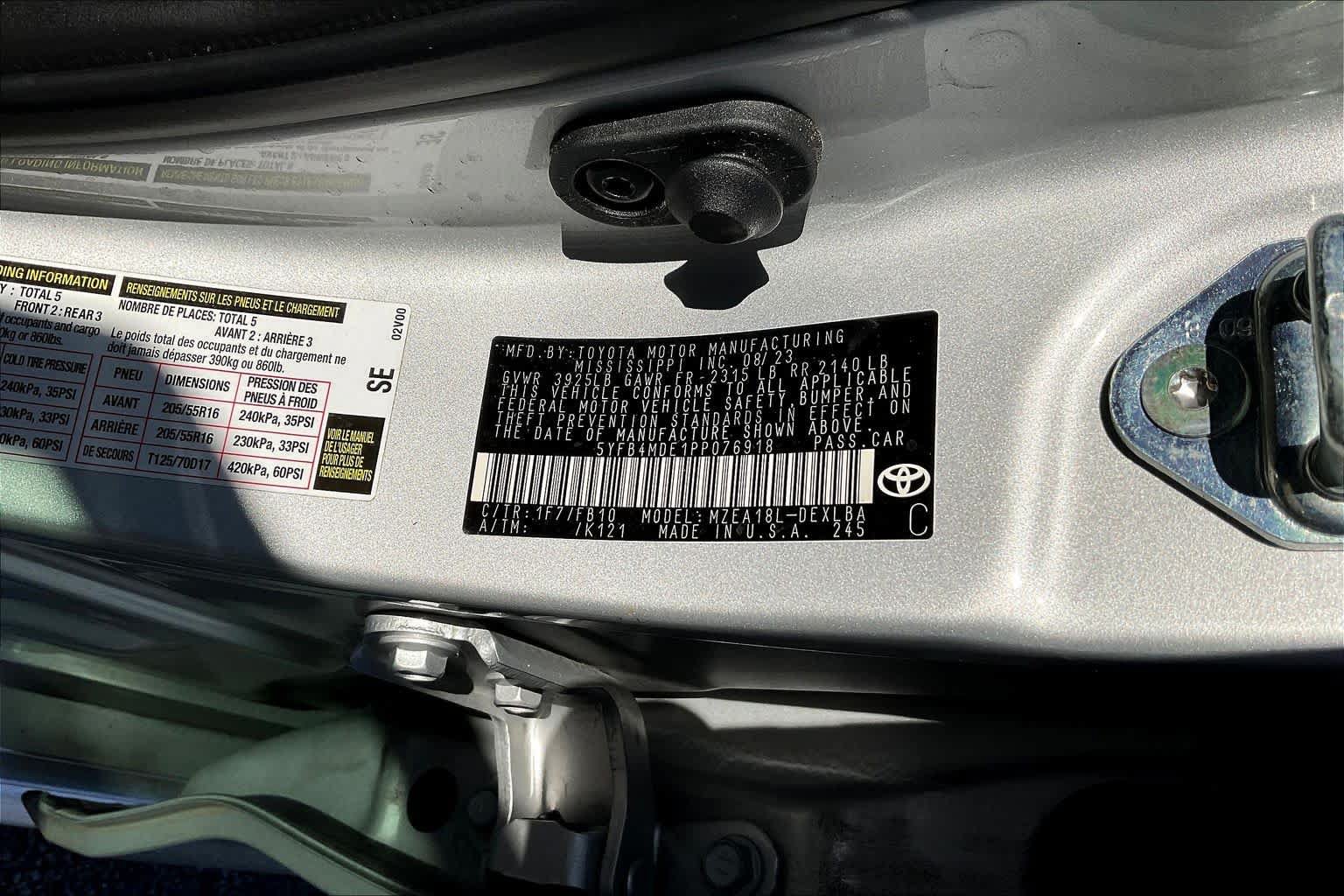 Used 2023 Toyota Corolla LE w/ LE Convenience Package FWD image 33